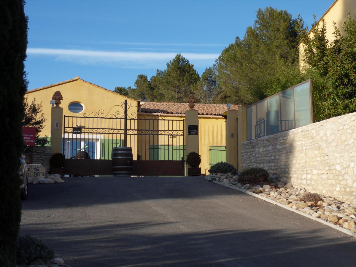 לינה וארוחת בוקר וונל Domaine De L'Olibaou מראה חיצוני תמונה